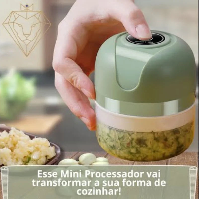 Com o Mini Processador Elétrico Portátil Diga Adeus à Frustração na Cozinha